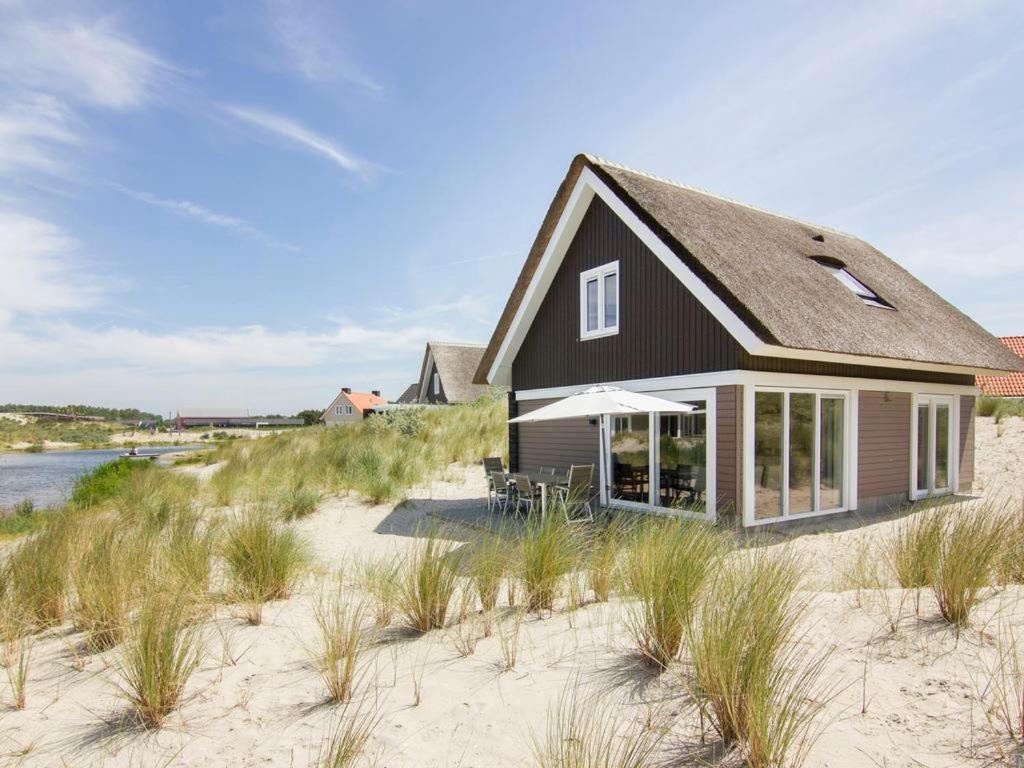 Landal Strand Resort Ouddorp Duin Exterior foto